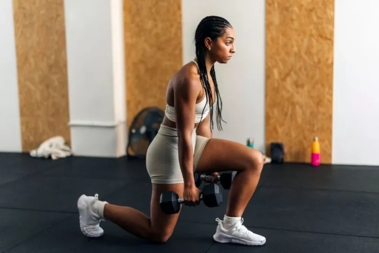 Reverse Slide Lunge